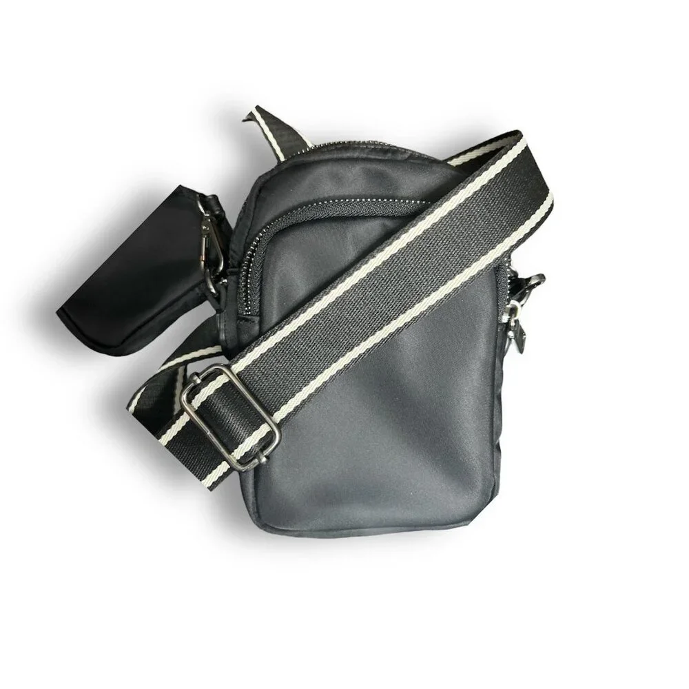 Chico's Black Cell Phone Crossbody Bag‎ Adjustable Strap Detachable Pouch